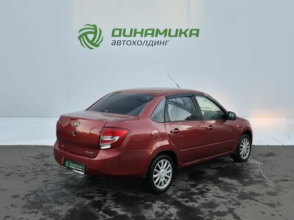 2013 Lada (ВАЗ) Granta I, красный, 415000 рублей - вид 4