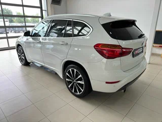 2017 BMW X1 18i sDrive II (F48), белый, 2199900 рублей, вид 5