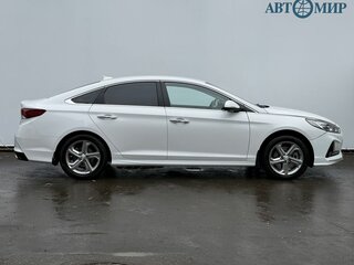 2017 Hyundai Sonata VII (LF) Рестайлинг, белый, 1570000 рублей, вид 4