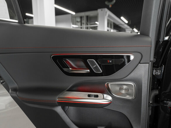 2026 Mercedes-Benz GLC AMG 43 AMG II (X254), чёрный, 11950000 рублей - вид 15