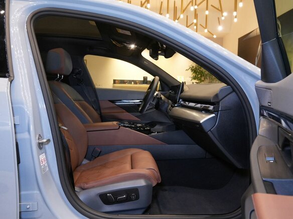 2024 BMW 5 серии 530i xDrive VIII (G60/G61/G68), серый - вид 33