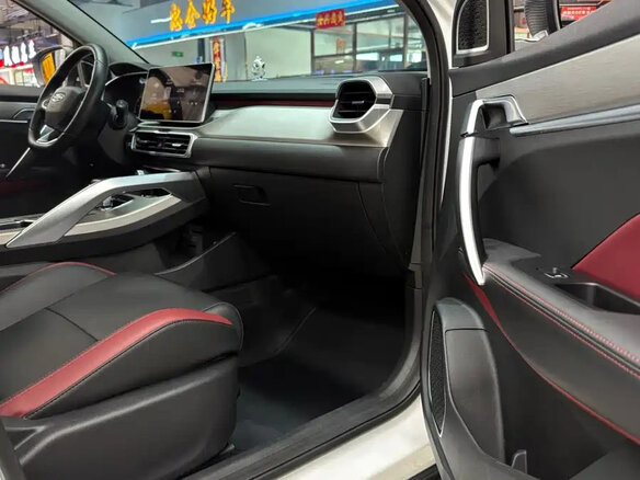 2022 Geely Coolray (Binyue) I, белый, 1284069 рублей - вид 26