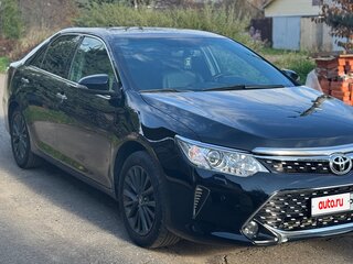 2017 Toyota Camry VII (XV50) Рестайлинг, чёрный, 2150000 рублей, вид 2