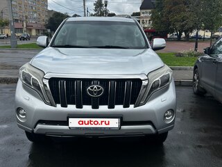 2013 Toyota Land Cruiser Prado 4-speed 150 Series Рестайлинг 1, серебристый, 2900000 рублей, вид 1