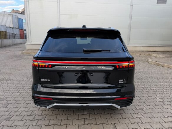 2026 Geely Monjaro I Рестайлинг, чёрный, 4050000 рублей - вид 4