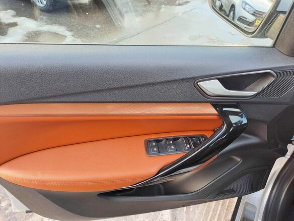 2026 Lada (ВАЗ) Vesta SW Cross I Рестайлинг (NG), серебристый, 2069000 рублей - вид 8
