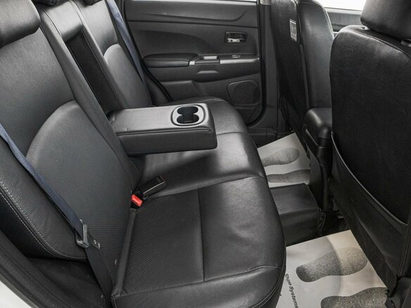 2017 Mitsubishi ASX I Рестайлинг 2, белый, 1989000 рублей - вид 24