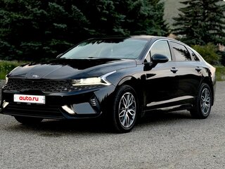 2021 Kia K5 III, чёрный, 2250000 рублей, вид 1