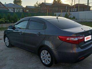 2013 Kia Rio 5-speed III, серый, 740000 рублей, вид 5