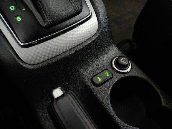 2011 Skoda Octavia II (A5) Рестайлинг, белый - вид 15