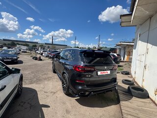 2022 BMW X5 40i IV (G05/G18), серый, 7500000 рублей, вид 3