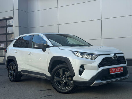 Toyota RAV4 V (XA50)