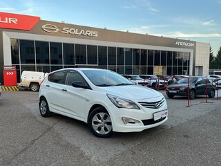 2016 Hyundai Solaris I Рестайлинг, белый, 813741 рублей, вид 1