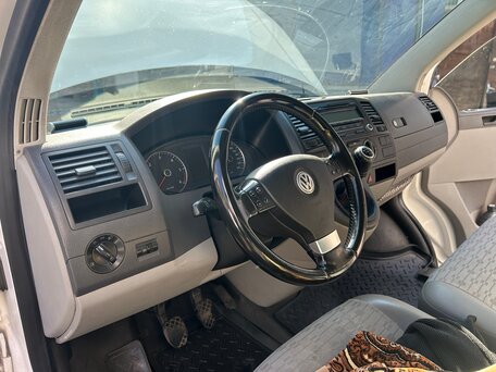 2012 Volkswagen Transporter, белый, 1200000 рублей, вид 1