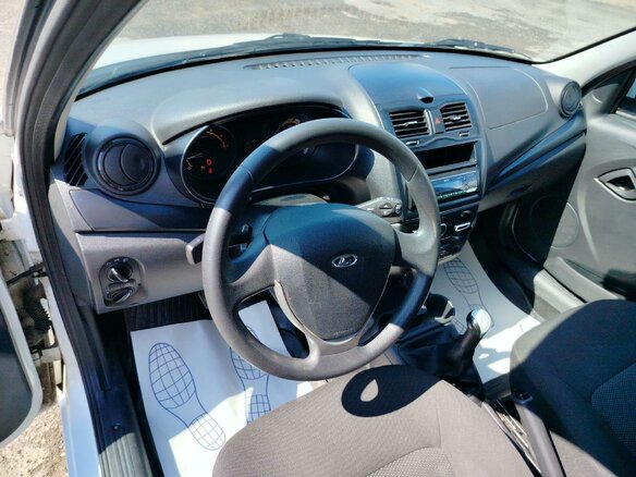 2023 LADA (ВАЗ) Granta, белый, 1102500 рублей - вид 5