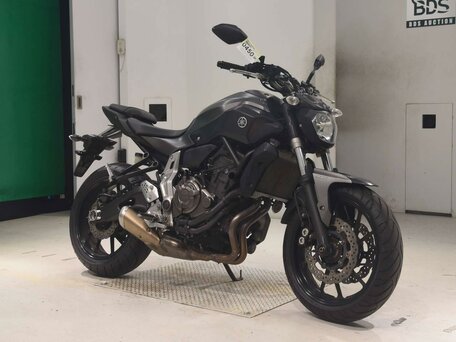 2015 Yamaha MT-07 (FZ-07), серый, 695000 рублей, вид 3