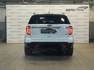 2013 Ford Explorer V, белый, 1299000 рублей, вид 4