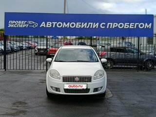 2011 Fiat Linea, белый, 725000 рублей, вид 2