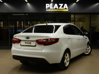 2014 Kia Rio III, белый, 695000 рублей, вид 4