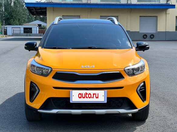 2022 Kia KX1, жёлтый, 1320000 рублей - вид 5