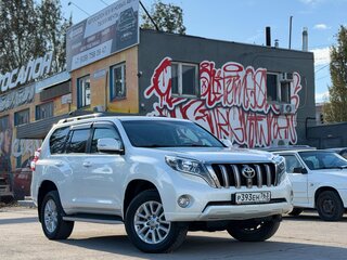 2014 Toyota Land Cruiser Prado 150 Series Рестайлинг 1, белый, 3950000 рублей, вид 1
