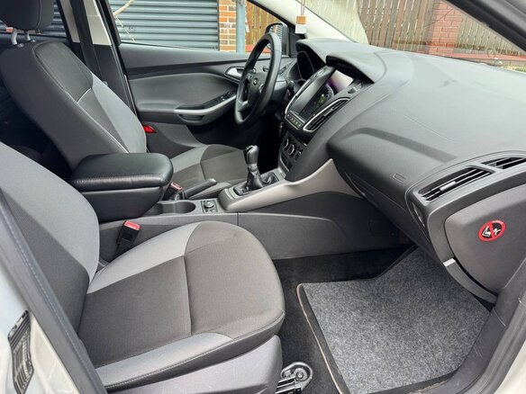 2011 Ford Focus III, серый - вид 20