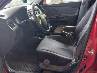 2011 Kia Rio II Рестайлинг, красный, 450000 рублей, вид 4