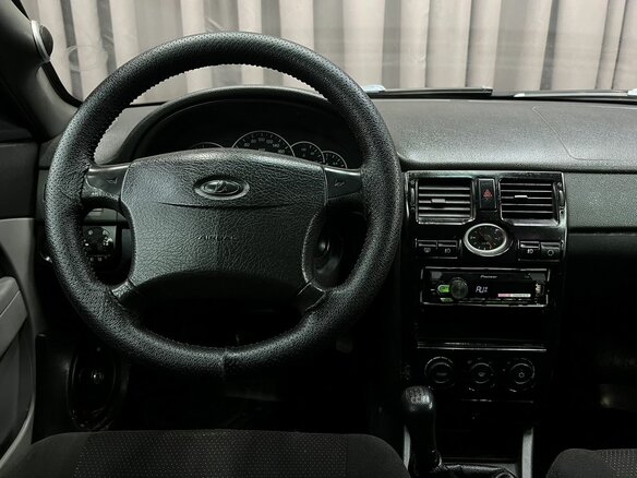 2009 Lada (ВАЗ) Priora I, серебристый, 269888 рублей - вид 4
