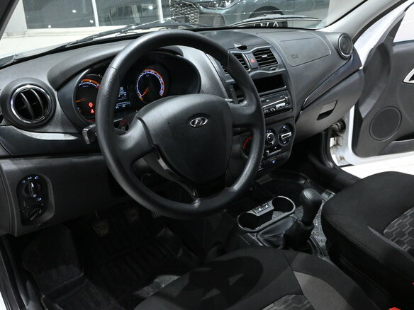 2022 Lada (ВАЗ) Granta Cross Euro-2 I Рестайлинг, белый, 735000 рублей - вид 6