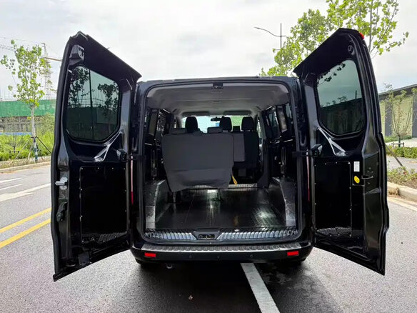 2022 Ford Transit Custom I Рестайлинг, синий, 1800000 рублей - вид 11