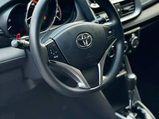 2023 Toyota Yaris XP150 Рестайлинг 2, белый, 1250275 рублей, вид 5