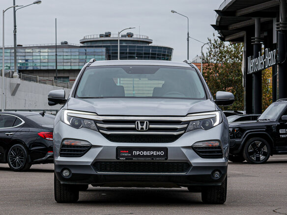 2018 Honda Pilot III, серебристый, 2878000 рублей - вид 1
