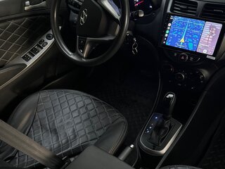 2015 Hyundai Solaris I Рестайлинг, чёрный, 740000 рублей, вид 4