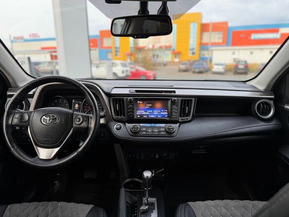 2018 Toyota RAV4 IV (XA40) Рестайлинг, чёрный, 2900000 рублей - вид 9