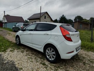 2016 Hyundai Solaris I Рестайлинг, белый, 800000 рублей, вид 5