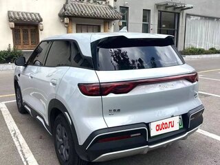 2025 BYD Yuan Up 45.12 kWh, серебристый, 1750000 рублей, вид 4