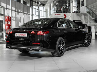 2026 Mercedes-Benz E-Класс 300 VI (W214, S214), чёрный, 9968000 рублей, вид 4