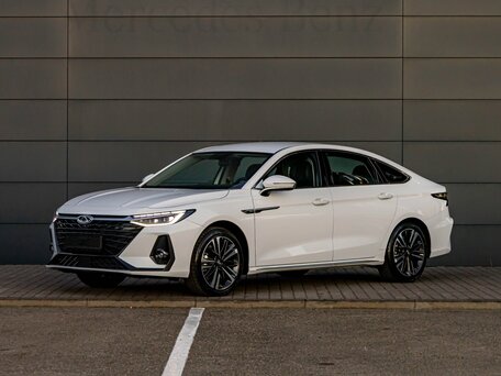 Chery Arrizo 8