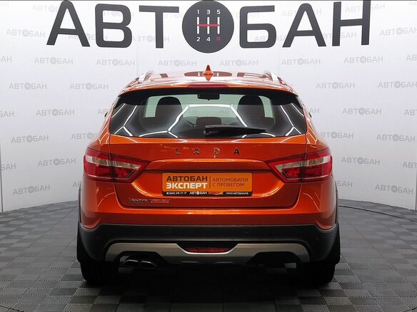 2019 Lada (ВАЗ) Vesta SW Cross I, оранжевый, 1049000 рублей - вид 4