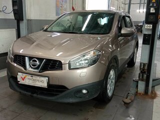 2011 Nissan Qashqai I Рестайлинг, бежевый, 847000 рублей, вид 1