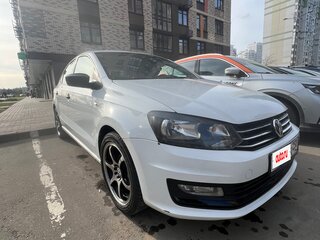 2019 Volkswagen Polo V Рестайлинг, белый, 680000 рублей, вид 1