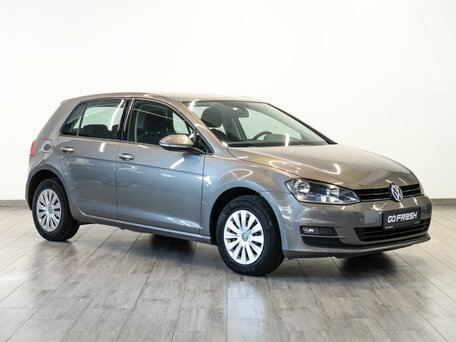 Volkswagen Golf VII