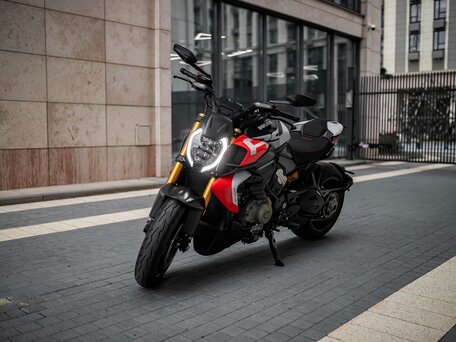 2026 Ducati Diavel V4, чёрный, 4990000 рублей, вид 1