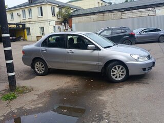 2007 Mitsubishi Lancer IX Рестайлинг, серебристый, 520000 рублей, вид 4