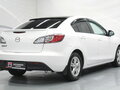2011 Mazda 3 II (BL) Рестайлинг, белый - вид 4