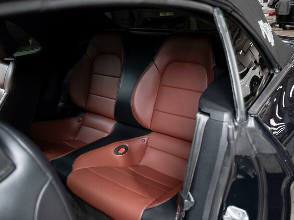 2018 Ford Mustang VI Рестайлинг, чёрный, 3449000 рублей - вид 14