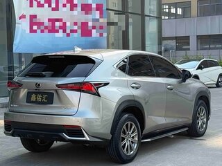 2020 Lexus NX 200 I Рестайлинг, серебристый, 3000000 рублей, вид 3