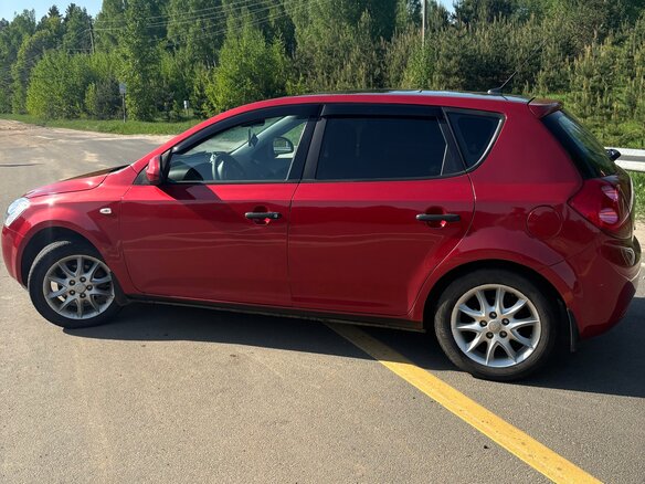 2008 Kia Ceed I, красный, 380000 рублей - вид 4