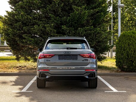 2026 Audi Q3 35 TFSI II (F3), серый, 3495000 рублей, вид 5