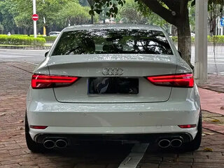 2017 Audi A3 III (8V) Рестайлинг, белый, 1500000 рублей, вид 4